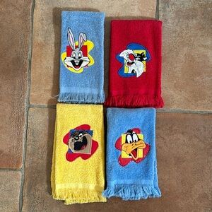 Vintage 1993 Looney Tunes Warner bros Taz Bugs Daffy Sylvester hand towels